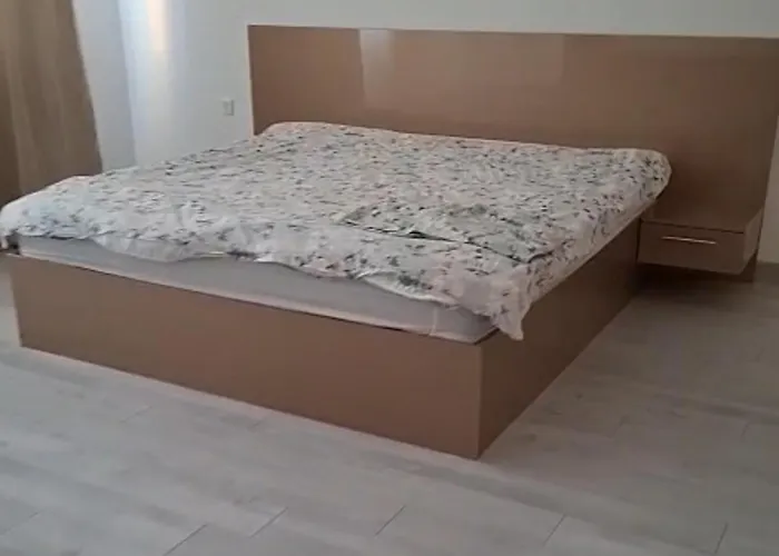 11th Delta Urbana Apartmán