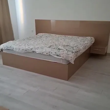 11th Delta Urbana Appartement